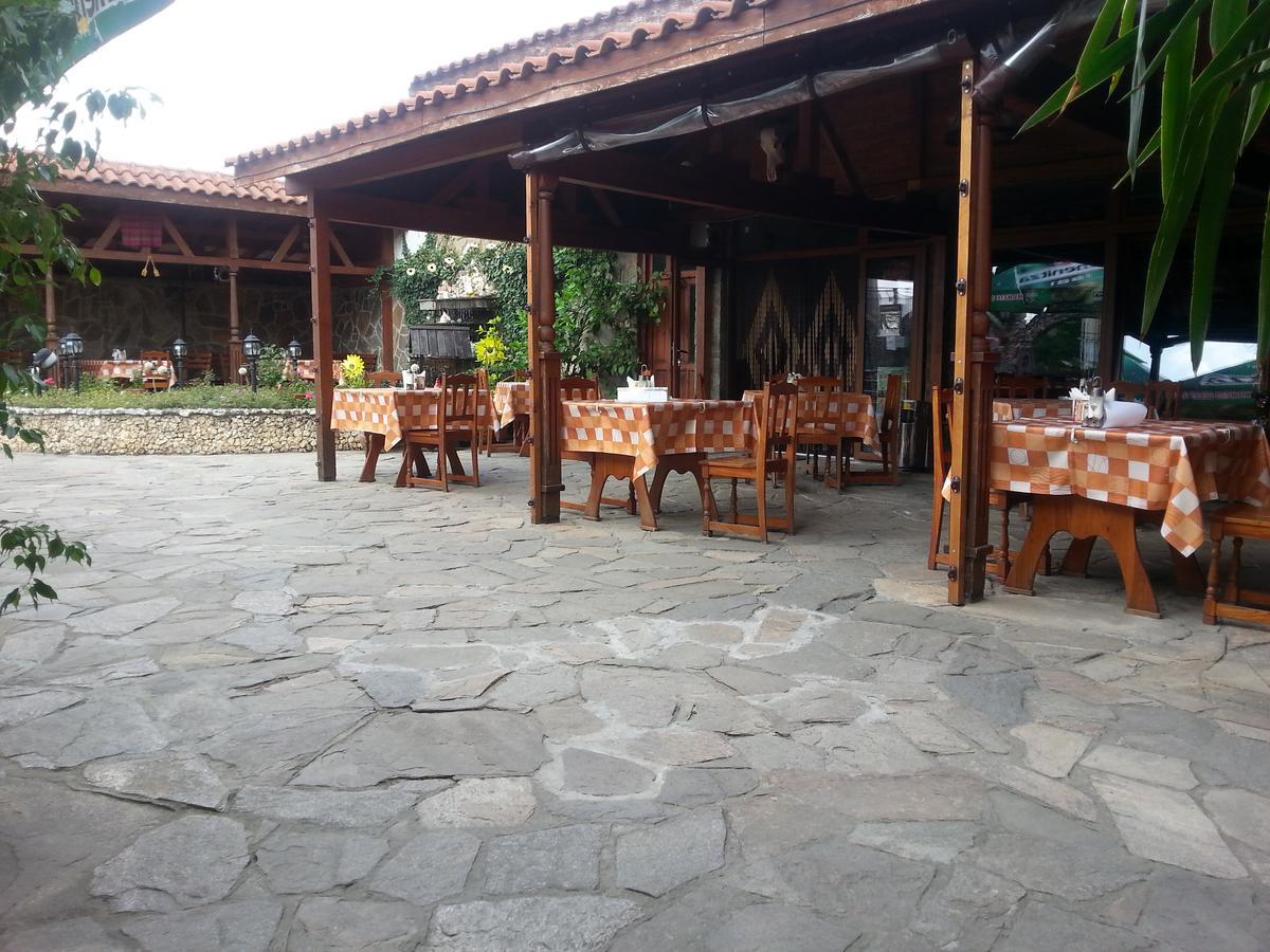 Kanclera Hotel Kaszpicsan Kültér fotó