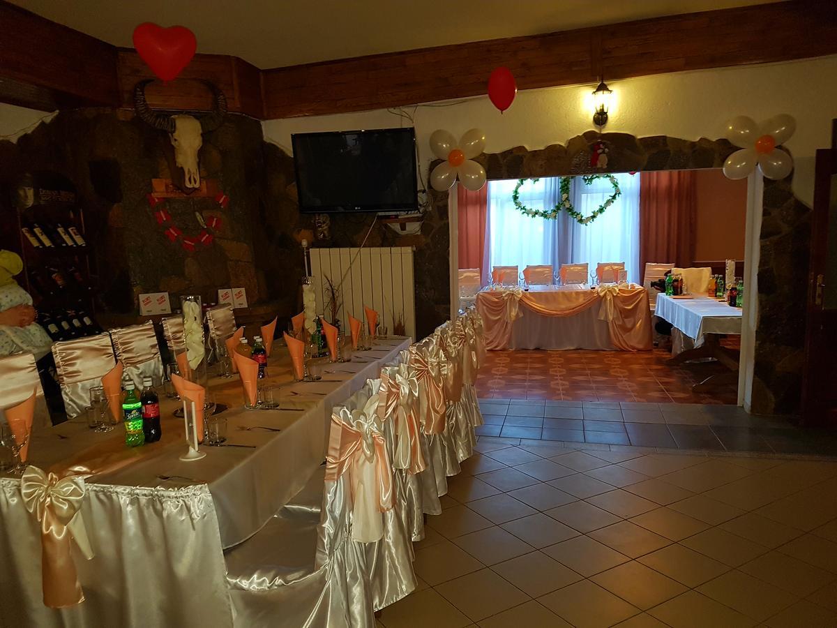 Kanclera Hotel Kaszpicsan Kültér fotó